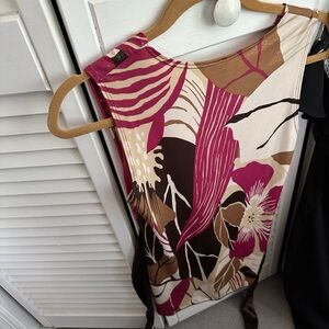 Junior M top sleeveless with tie in back